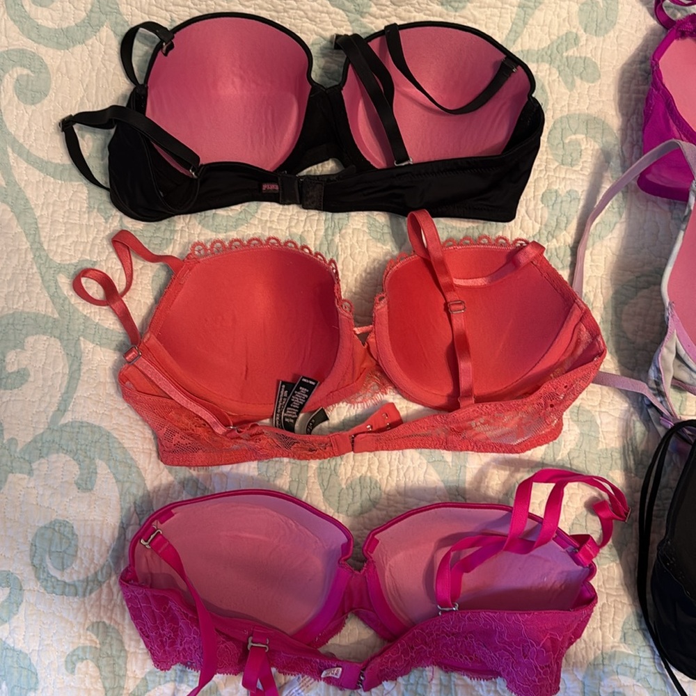 Victoria’s Secret Bras - Picture 4 of 4